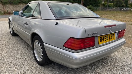 1998 Mercedes SL 280. only 73k. FSH. Mint Condition