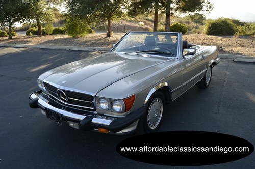 1989 Mercedes Benz 560SL VENDIDO