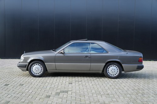 1992 Mercedes 230 - 2