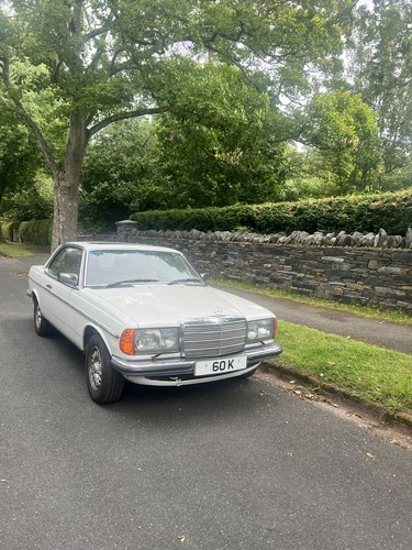 1982 Mercedes 280 Cew Auto