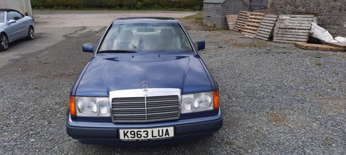 1993 Mercedes 220E Coupe