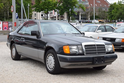 1988 Mercedes 300 - 3
