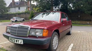 Picture of 1990 Mercedes 190e 2.6 MB service history