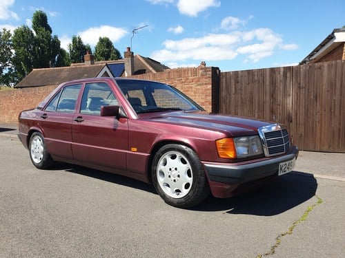 1993 Mercedes 190E 2.0 LE Auto Rosso Red Metallic