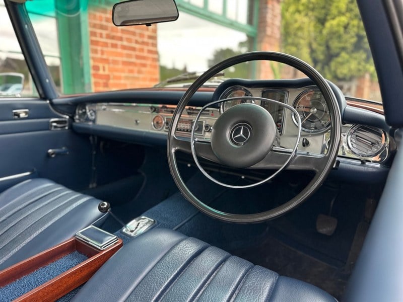 1968 Mercedes SL Class - 4