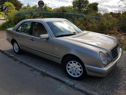 1998 Mercedes E240 Elegance Auto