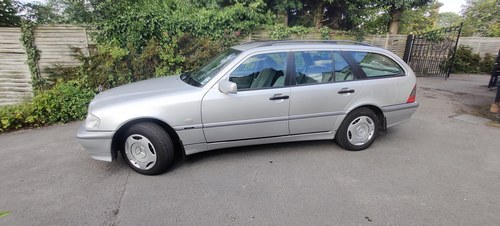 1998 Mercedes C250 Classic Td Estate