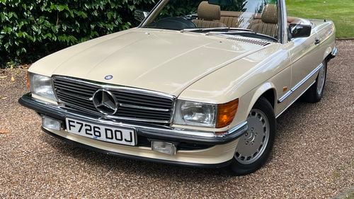 Picture of 1989 43,000 mile Mercedes 300SL (R107) in Light Ivory. - For Sale