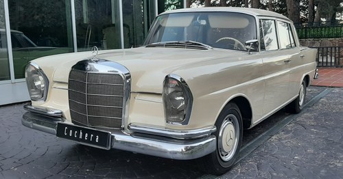 1965 Mercedes 220SEb