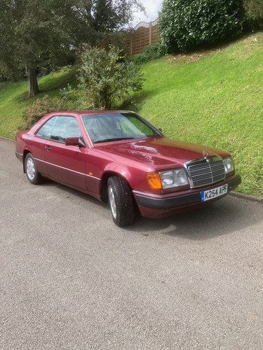 1993 Mercedes 220 CE Auto