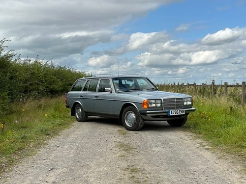 1983 Mercedes 230 - 2