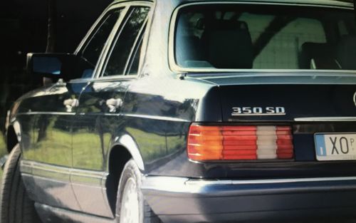 1991 Mercedes 350 (picture 1 of 6)