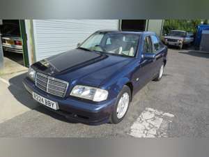 1997 (R) Mercedes-Benz C Class C180 Classic 4dr Auto [5] For Sale (picture 1 of 1)