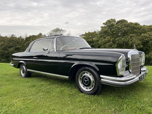 1966 Mercedes 250SE COUPE ONLINE AUCTION NOW LIVE For Sale by Auction