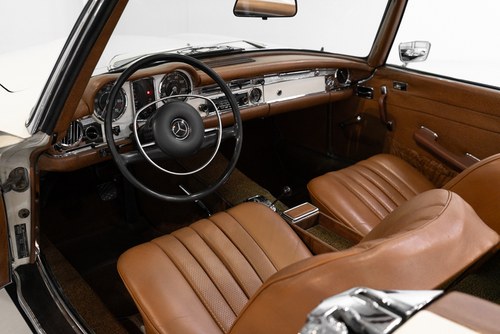 1968 Mercedes SL Class - 8