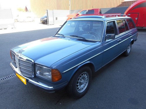 1983 Mercedes-Benz 300 TD Stationwagon For Sale