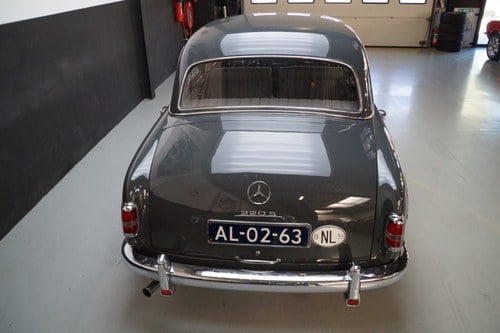 1959 Mercedes 220 - 5