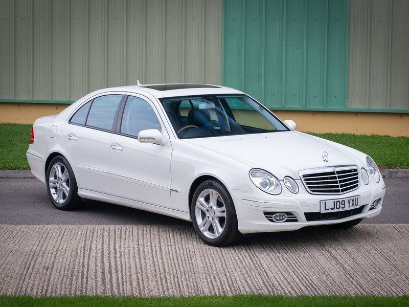 2009 Mercedes W211 E350 - 28k miles, Immaculate, ULEZ OK