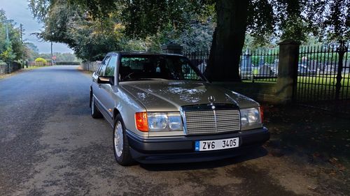 Picture of 1988 Mercedes 230 - For Sale