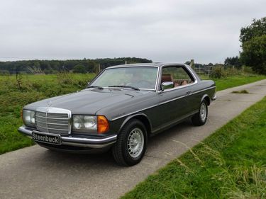 Mercedes-Benz 280 CE - excellent Coupé from the series C 123