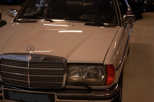 1977 Mercedes 280