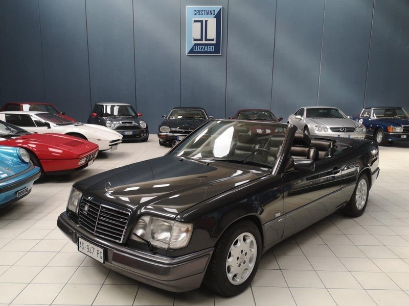 1992 Mercedes 300 CE 24