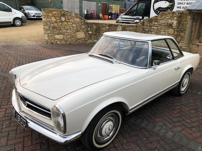 Rapid Classics: Eine Suche. Alle Oldtimer. 7 » Rapid Classics: Eine Suche. Alle Oldtimer. RHD 230 SL Pagoda Automatic