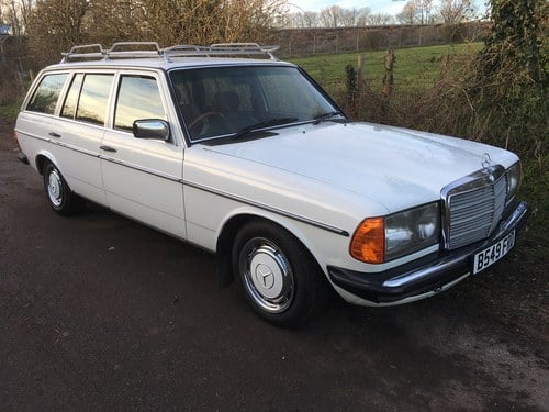 1984 Mercedes 300TD Automatic W123 7-Seater Estate £7995 ono