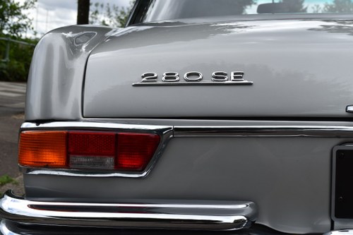 1971 Mercedes SE Series - 9