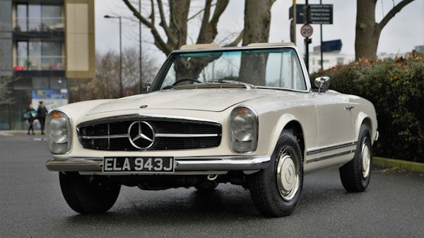 1970 Mercedes SL Class 280 SL Pagoda