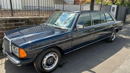 Mercedes 300 d lang limousine one owner from new
