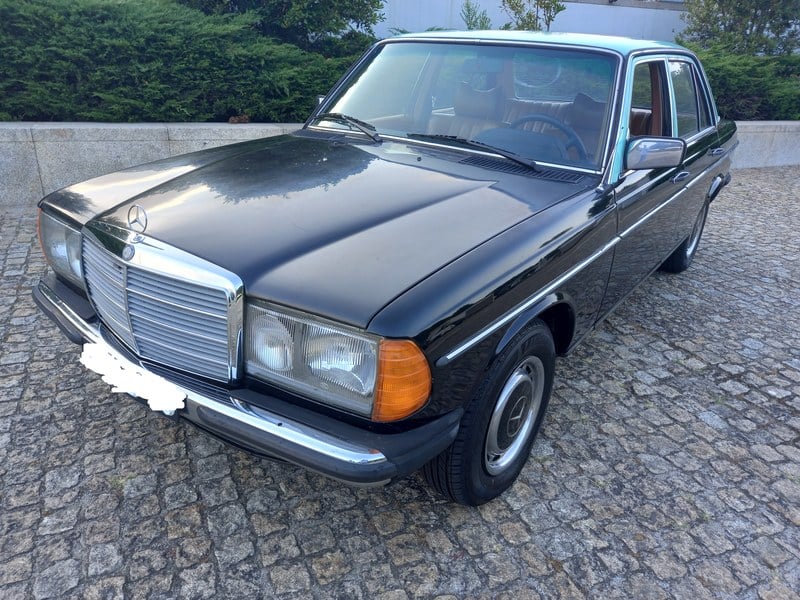 1982 Mercedes 240