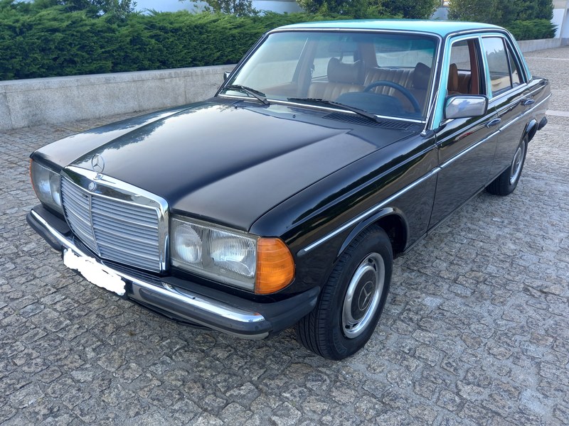 1982 Mercedes 240