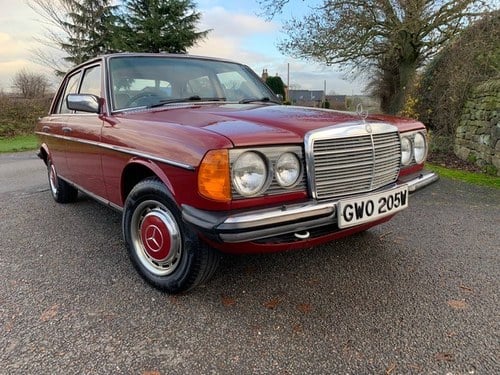 1980 Mercedes Benz 230 E W123 Saloon Upgraded Superb SOLD