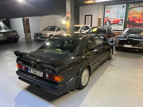 1989 Mercedes 190 - 5