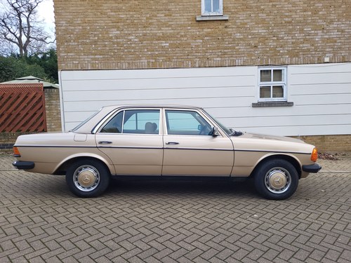 1984 Mercedes 230 E Auto