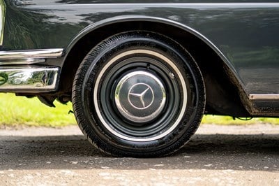 1964 Mercedes 220 - 6