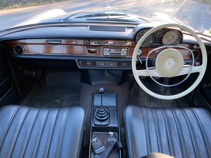 1970 Mercedes 280 - 7