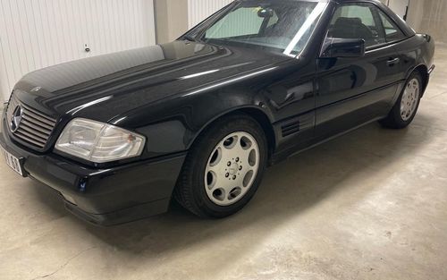 1993 Mercedes SL Class (picture 1 of 8)