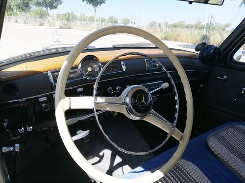 1958 Mercedes Ponton - 3