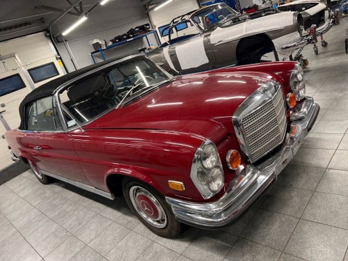 1971 MB280SE 3.5 Low Grill Cabrio project car Doctor Classic A vendre