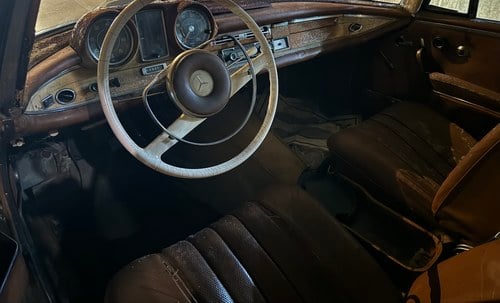 1965 Mercedes 220 - 6