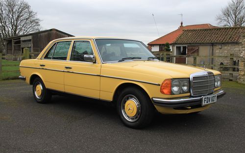 1979 Mercedes 230 W123 (picture 1 of 31)