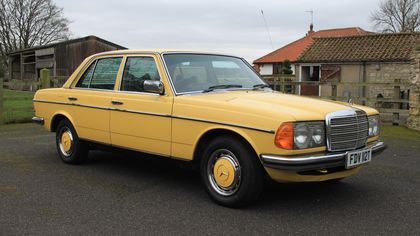 1979 Mercedes 230 W123 