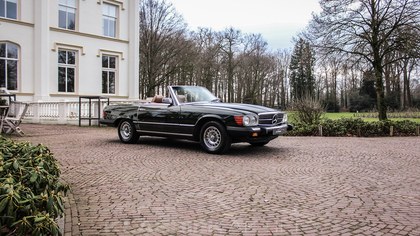 Great Mercedes-Benz 380 SL in very good condition!