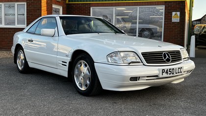 Mercedes R129 SL320 with 40,000 miles and stunning