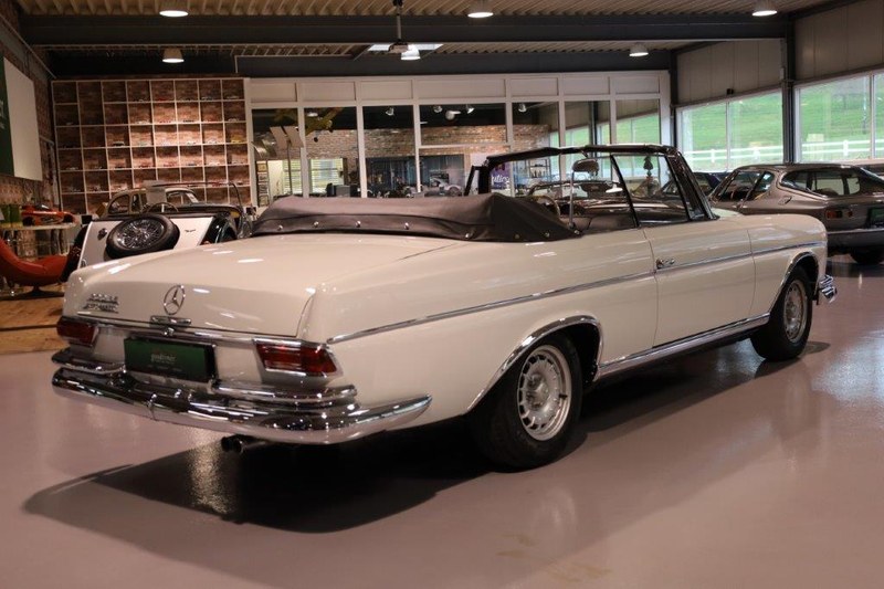 1965 Mercedes - 4