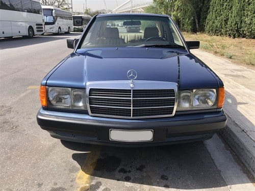 1991 Mercedes 190 E - 8