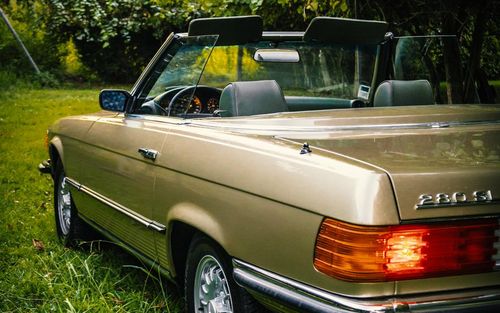 1974 Mercedes SL Class R107 280 SL (picture 1 of 7)