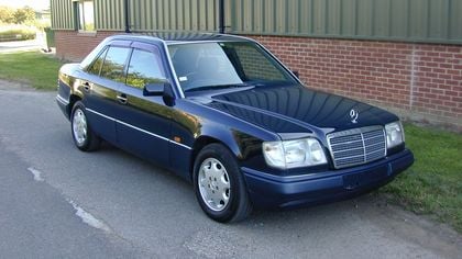 Mercedes E Class W124